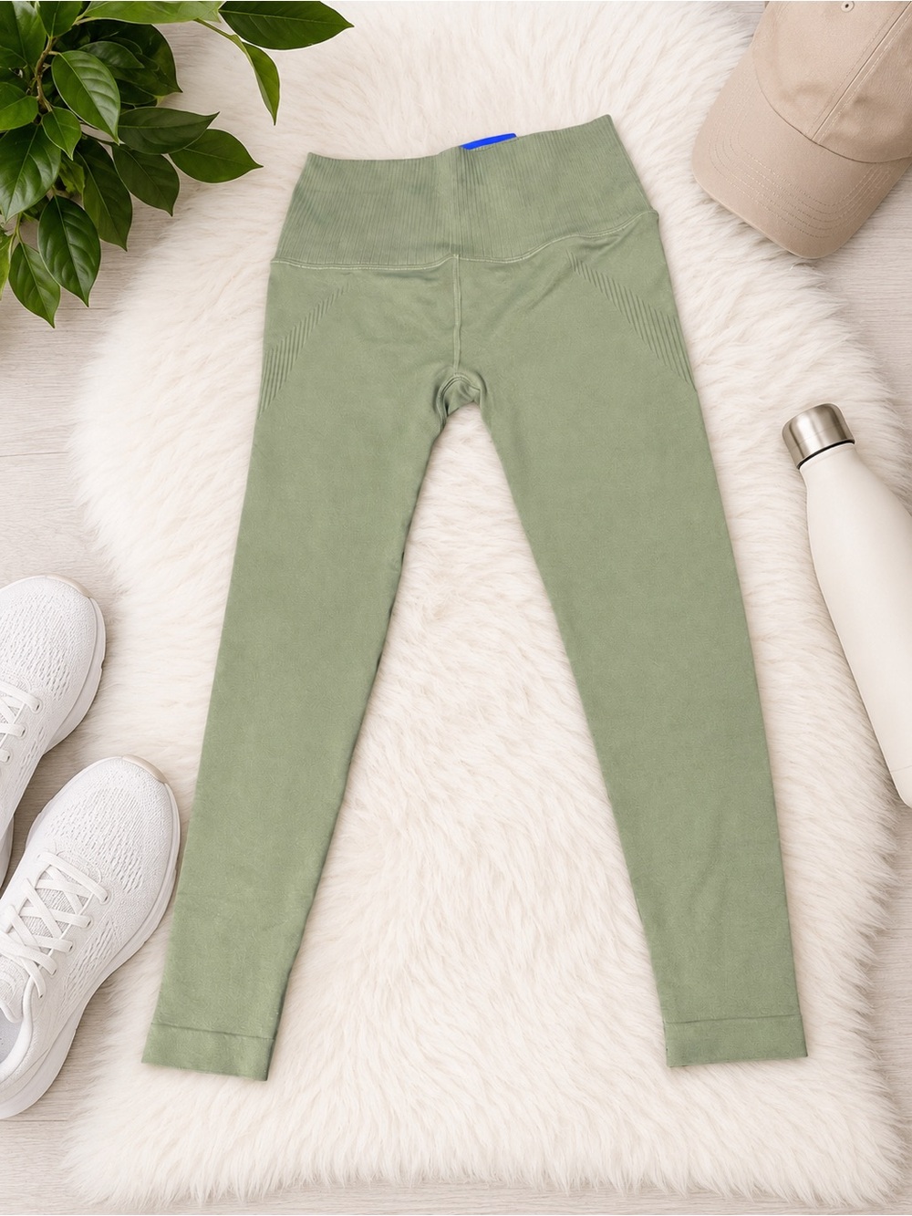 NWT Olive High Rise Seamless 7/8 Leggings XS